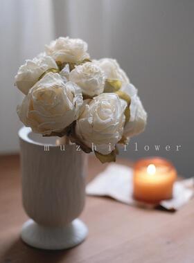 采购产品假花，人造花安排，优雅的玫瑰花束，客厅花安排，婚礼安