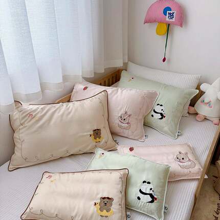 幼儿园绣花宝贝夏日枕头套子 A类60兰精天丝重工绣花儿童枕套