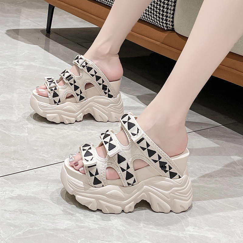 厚底松糕拖鞋女ins潮2025年夏季新款时尚外穿增高10cm魔术贴凉拖