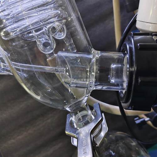 旋转蒸仪实验室旋转蒸发RE-52AA器自动升降发温度数显旋转蒸发仪