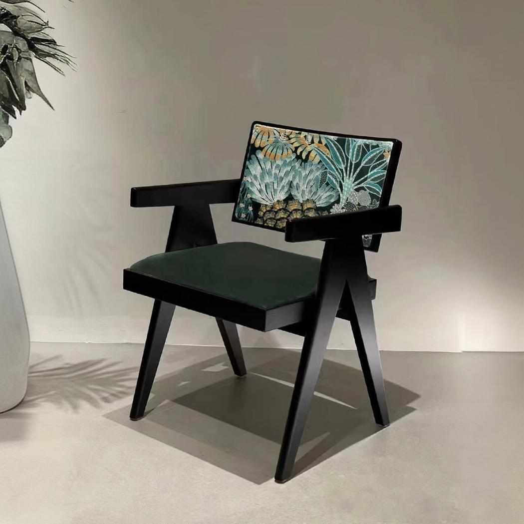 北欧ins实木藤编椅子设计师昌迪加尔原木餐椅网红轻奢靠背休闲椅