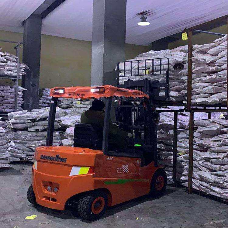 冷链行业龙工1.8吨电动叉车 电控经久耐用 宣 城冷库市场用的