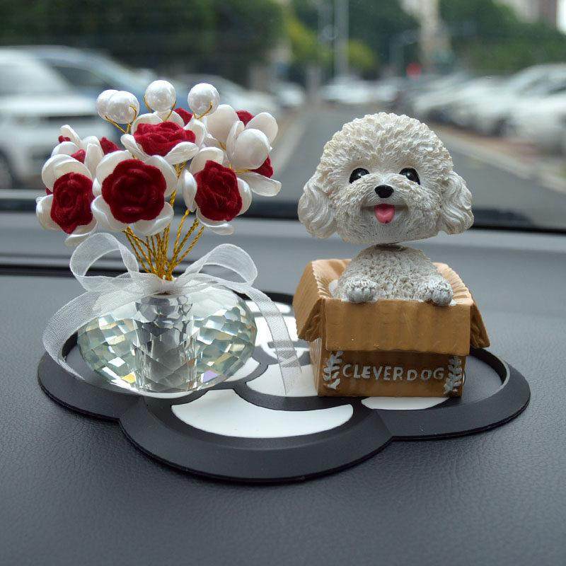 可爱摇头泰迪狗狗汽车摆件车载车内饰品创意车内中控台装饰用品女