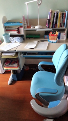 我来诉说下爱果乐儿童学习桌怎么样,看我心酸经历