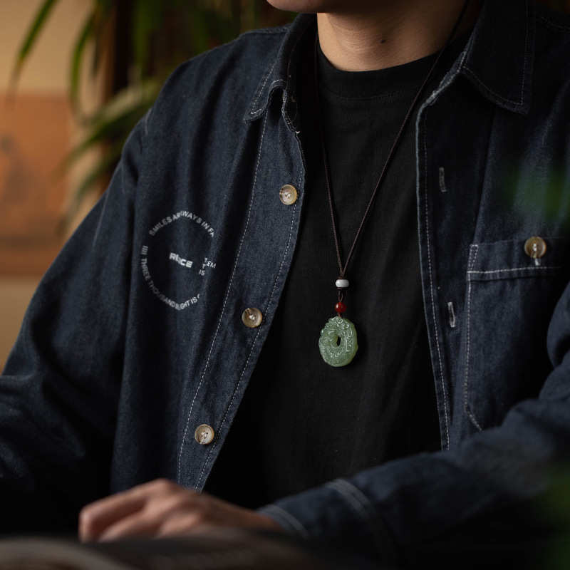 天然和田玉祥龙玉坠批发中国风复古祥龙平安扣湖水绿龙牌玉石玉佩