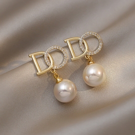 925银针镶钻do字母花朵耳钉，女网红气质，耳环简约时尚珍珠球球耳饰