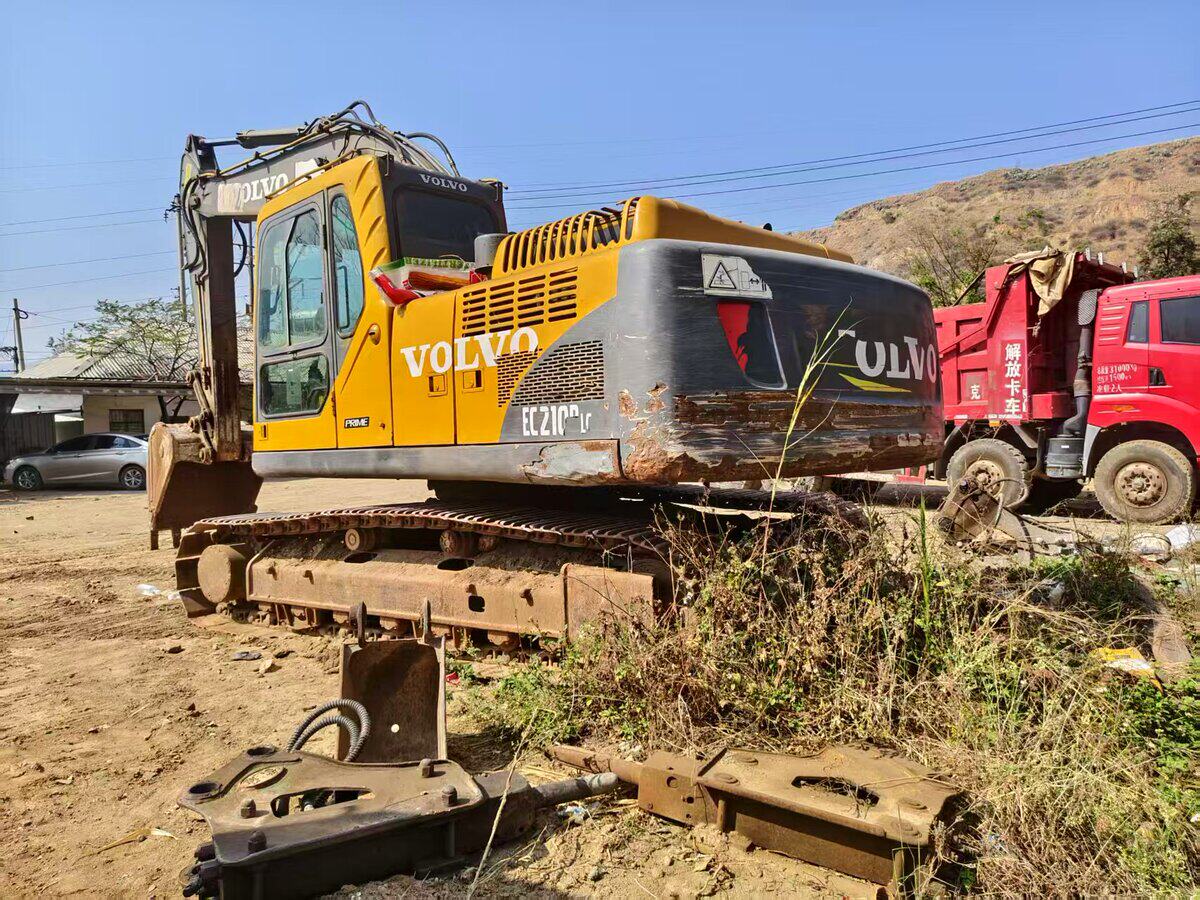 5月6日攀枝花（资产处置）沃尔沃挖掘机网络拍卖公告