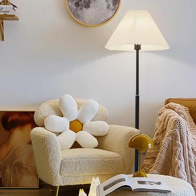 样8063复古风百褶美围式轻床奢客厅落地灯头卧室书房板间氛感立式