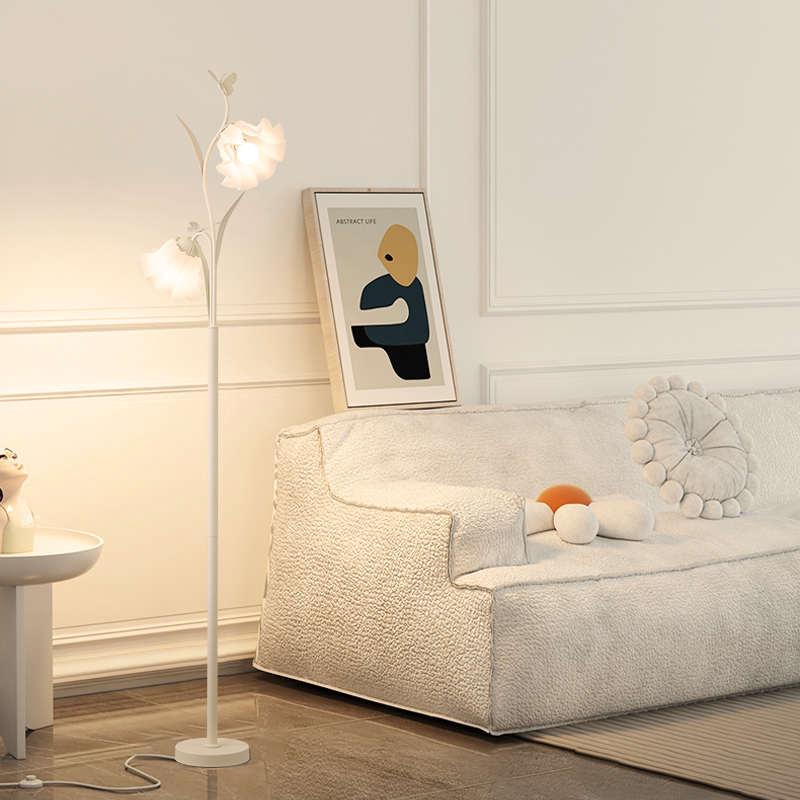 落地灯北欧田园风个性创意网红花朵客厅沙发角卧室床头温馨气氛灯