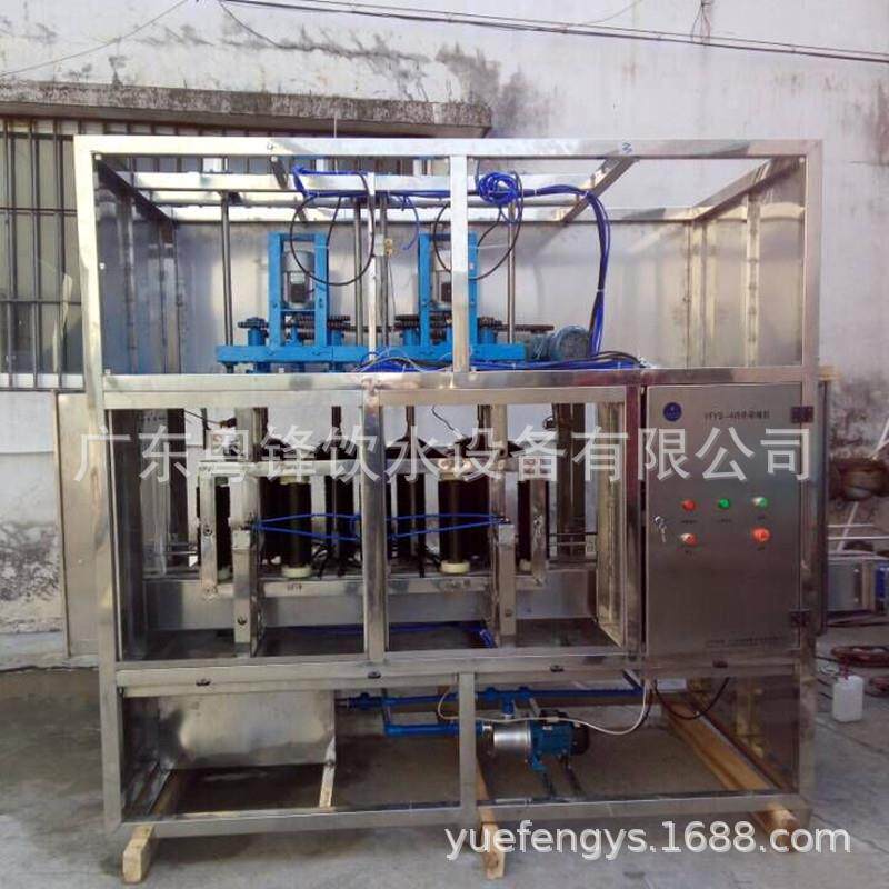厂家直供桶装水自动四工位外刷桶机5加仑外毛刷洗桶机