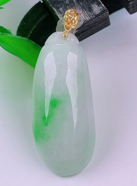 缅甸天然真品翡翠正品18k金扣头冰飘阳绿高端闪拍福瓜玉吊坠4.07g