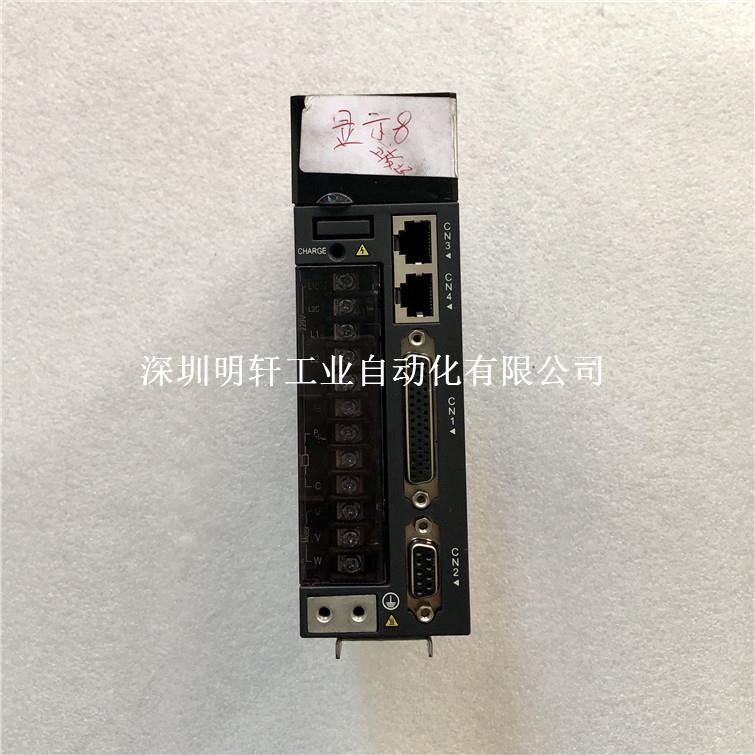 IS620PS2R8IKS-AB 汇川伺服器维修 汇川驱动器上电报8888故障
