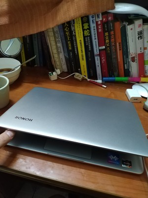 荣耀magic book笔记本真实评测，用后一个月感受大曝光