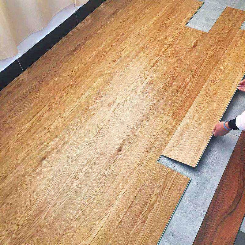 锁扣地板厂家直销4mm商用免胶快装地板防水防滑耐磨spc石塑地板