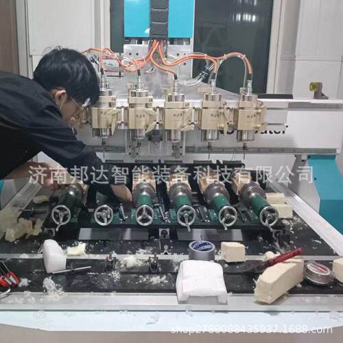 CNC四轴联动平面立体雕刻机工艺品鞋楦罗马柱神像弹弓圆雕雕刻机