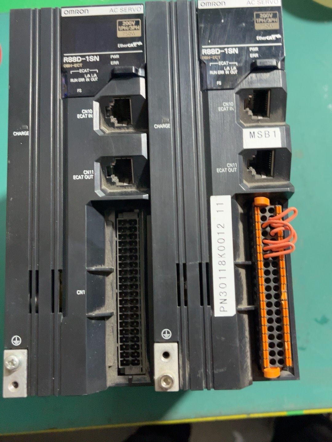 欧姆龙750W伺服驱动器R88D-1SN08H-ECT两台未