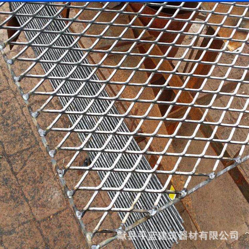 厂家建筑钢芭网工地脚手架钢笆网片菱形孔包边脚踏网保质量