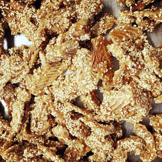 芝麻香酥鱼排鱼骨 蜜汁鱼排 鳕鱼骨 酥脆整箱10斤散装
