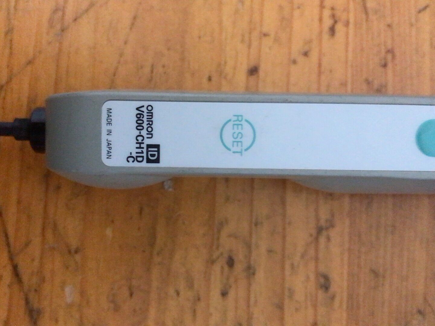 欧姆龙传感器V600-CH1D-C成色实物图，原装拆机，功能