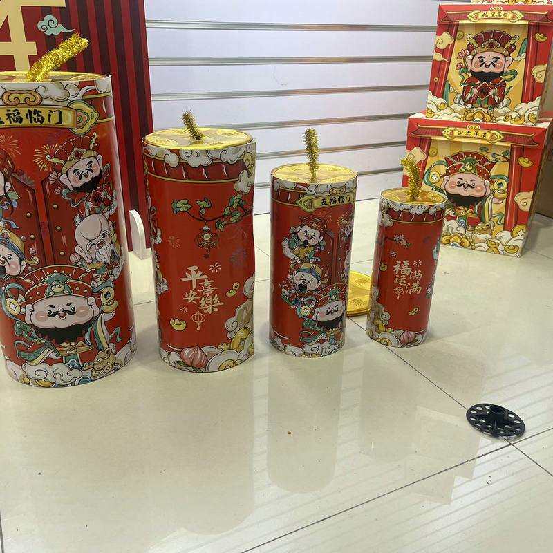 2025新年装饰鞭炮爆竹摆件商场橱窗布置礼炮春节坐炮五福