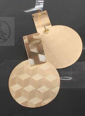 。Simple fashion geometric temperament electroplated Earring