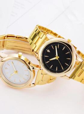 Luxury Couple Quartz Watch Golden Strap Black And White Dial