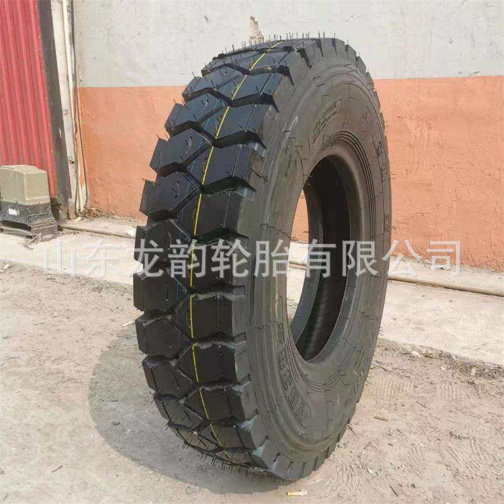 9.00R20LT块花小轻卡箱货车钢丝轮胎900R20全钢丝子午线轮胎