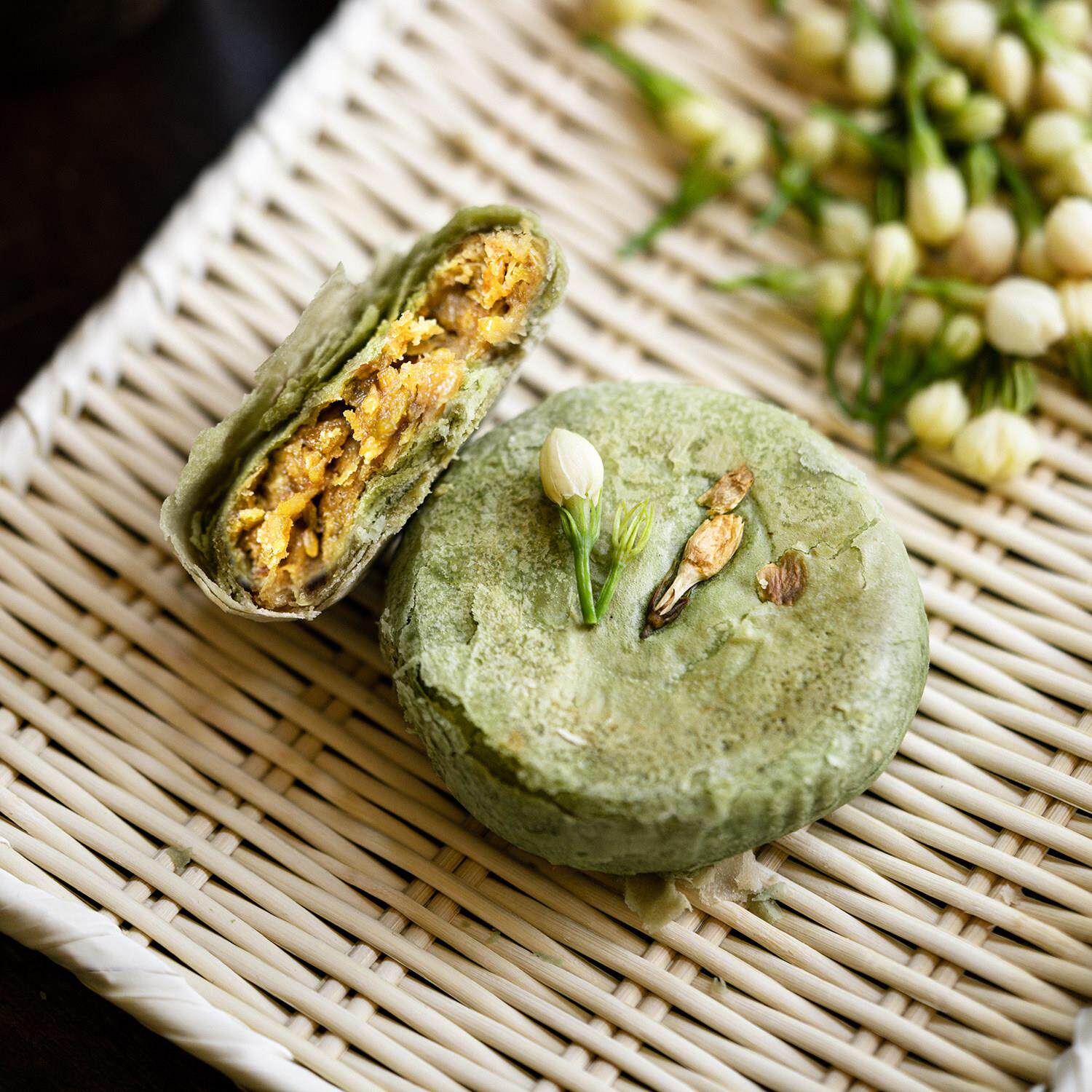 云南糕点南时|抹茶茉莉鲜花饼酥饼糕点下午茶点心云南特产现烤零