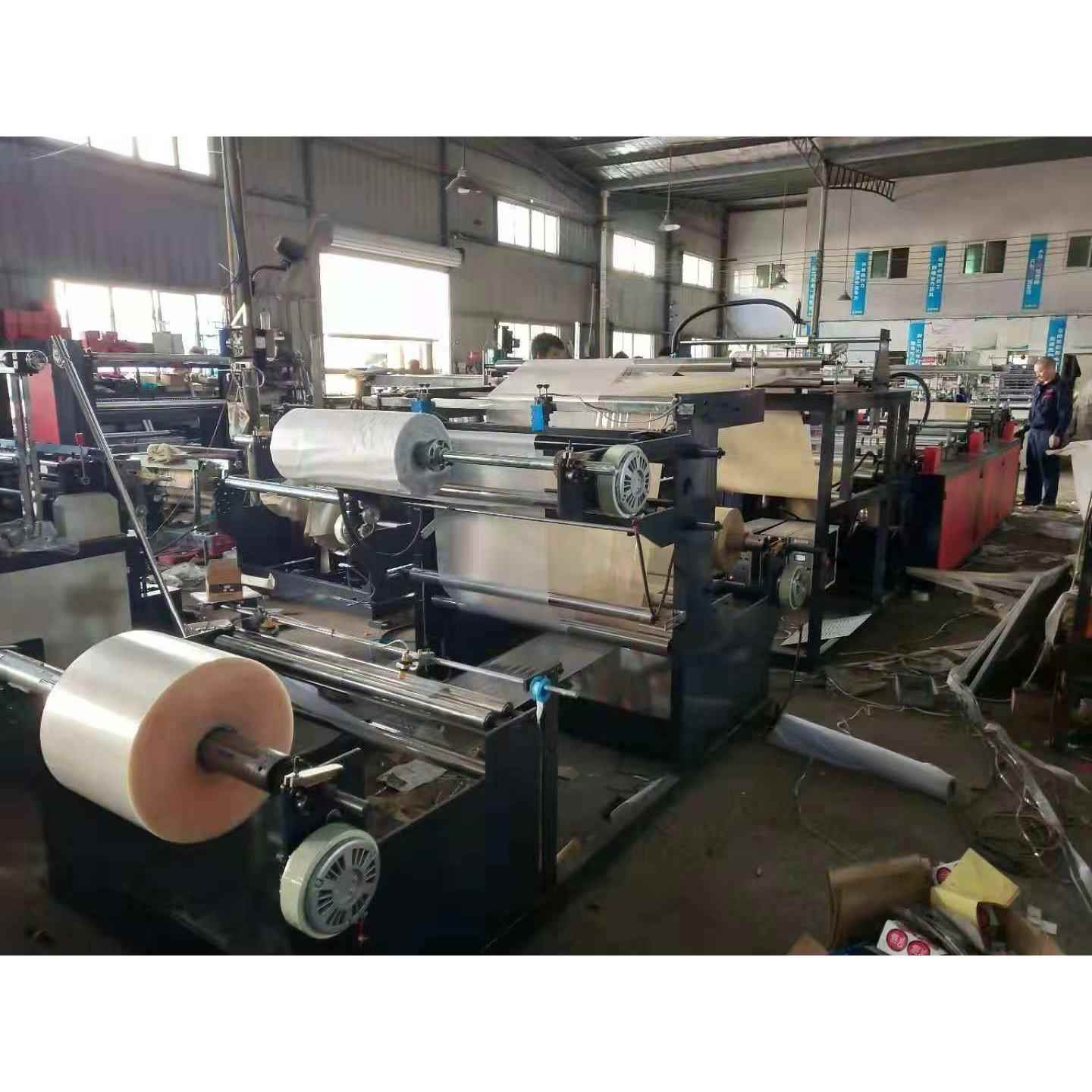 无纺布西服挂衣袋制袋机