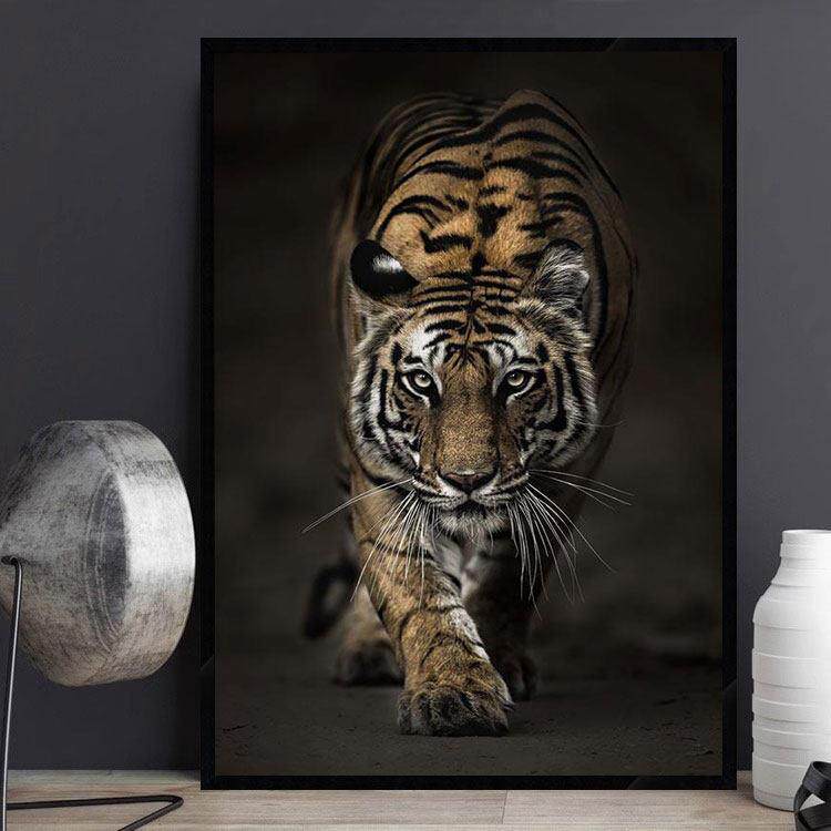 老虎挂画上山虎图片玄关镇宅装饰画老虎头野生猛虎画像猛兽脸壁画