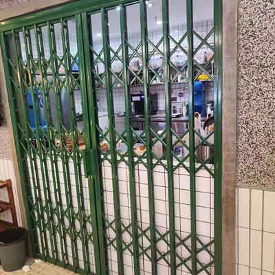 古典风格不锈钢推拉门 防盗装饰两用拉闸门 餐厅空间屏风设计