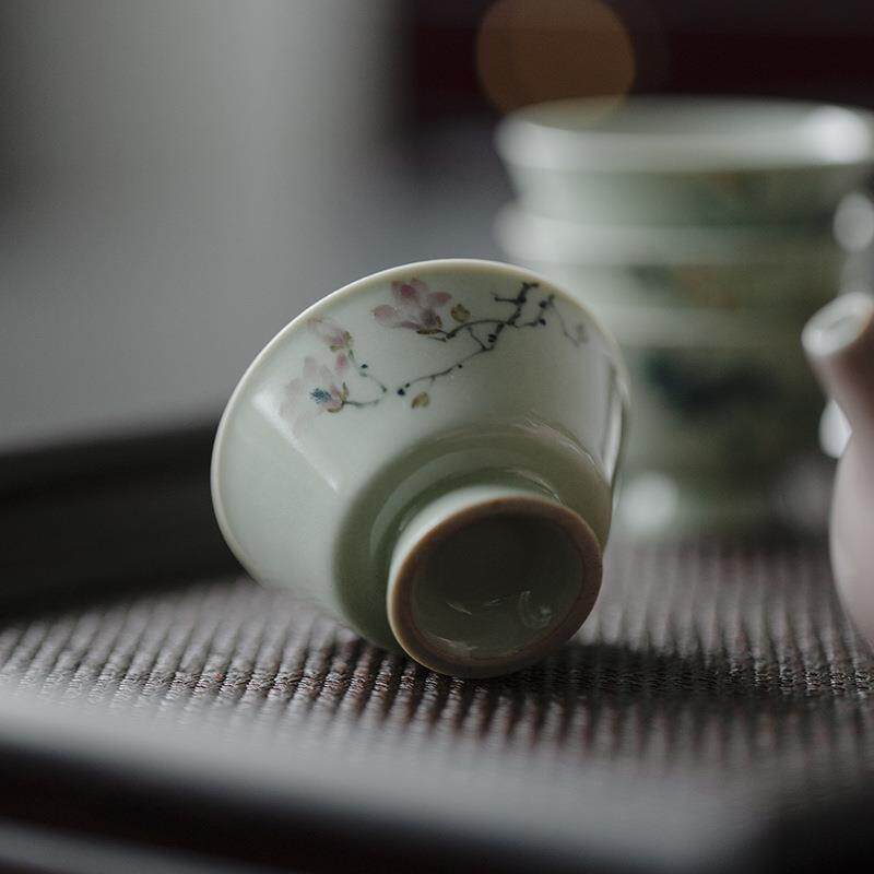 果青釉下粉彩手绘玉兰林照小品杯功夫茶具手绘兰花品茗杯