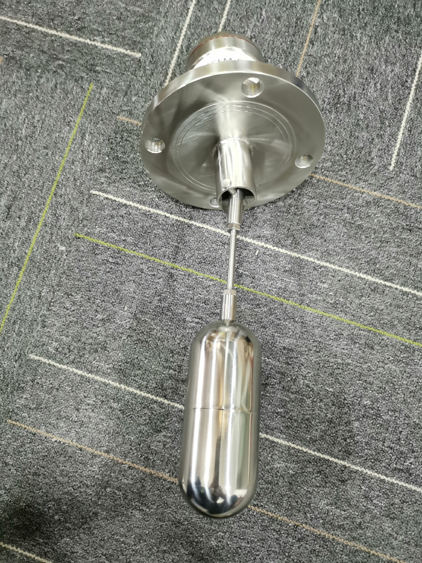 HORIZONTAL LEVEL SWITCH