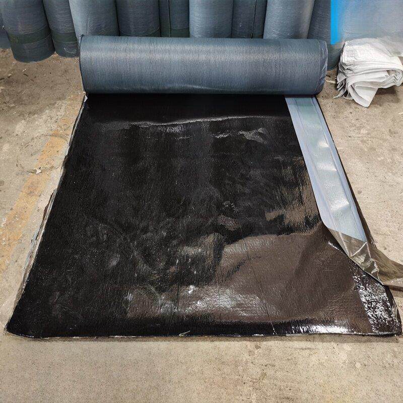 双面黑膜Sbs聚酯轮胎自粘沥青防水膜国家标准屋顶地板阳台防漏材