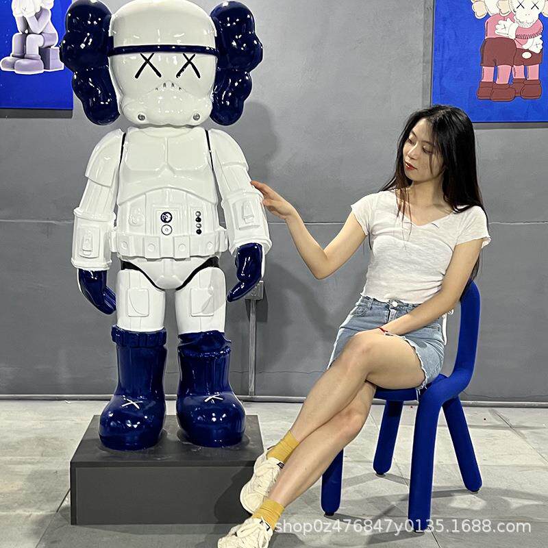 网红kaws潮玩玻街璃钢雕塑客茶厅奶店落地饰摆件芝麻暴力20250612