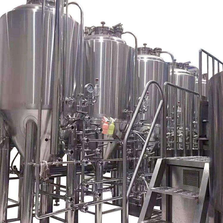 啤酒发酵罐 济南啤酒设备 304不锈钢啤酒机 500L酒吧自酿啤酒设备