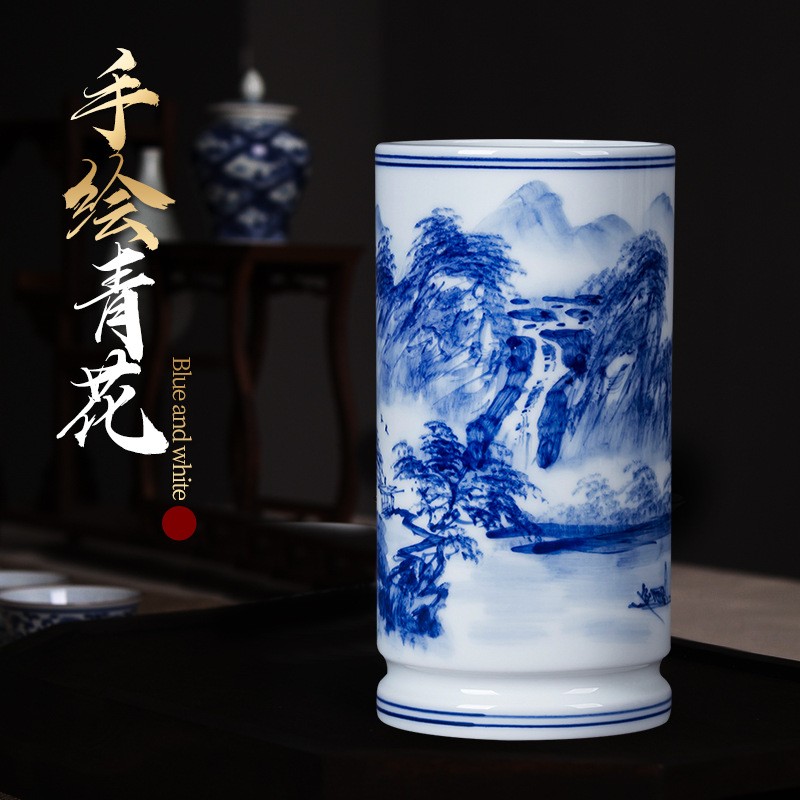 景德镇陶瓷笔筒摆件薄胎中国风青花瓷手绘客厅书房办公室桌面装饰