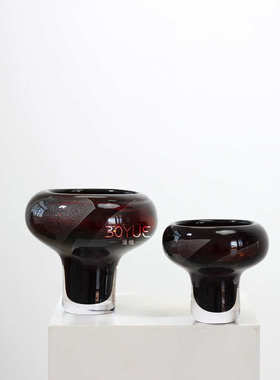 样板间现代轻奢样板房客厅装饰摆件红棕色银箔高脚水晶底琉璃花瓶