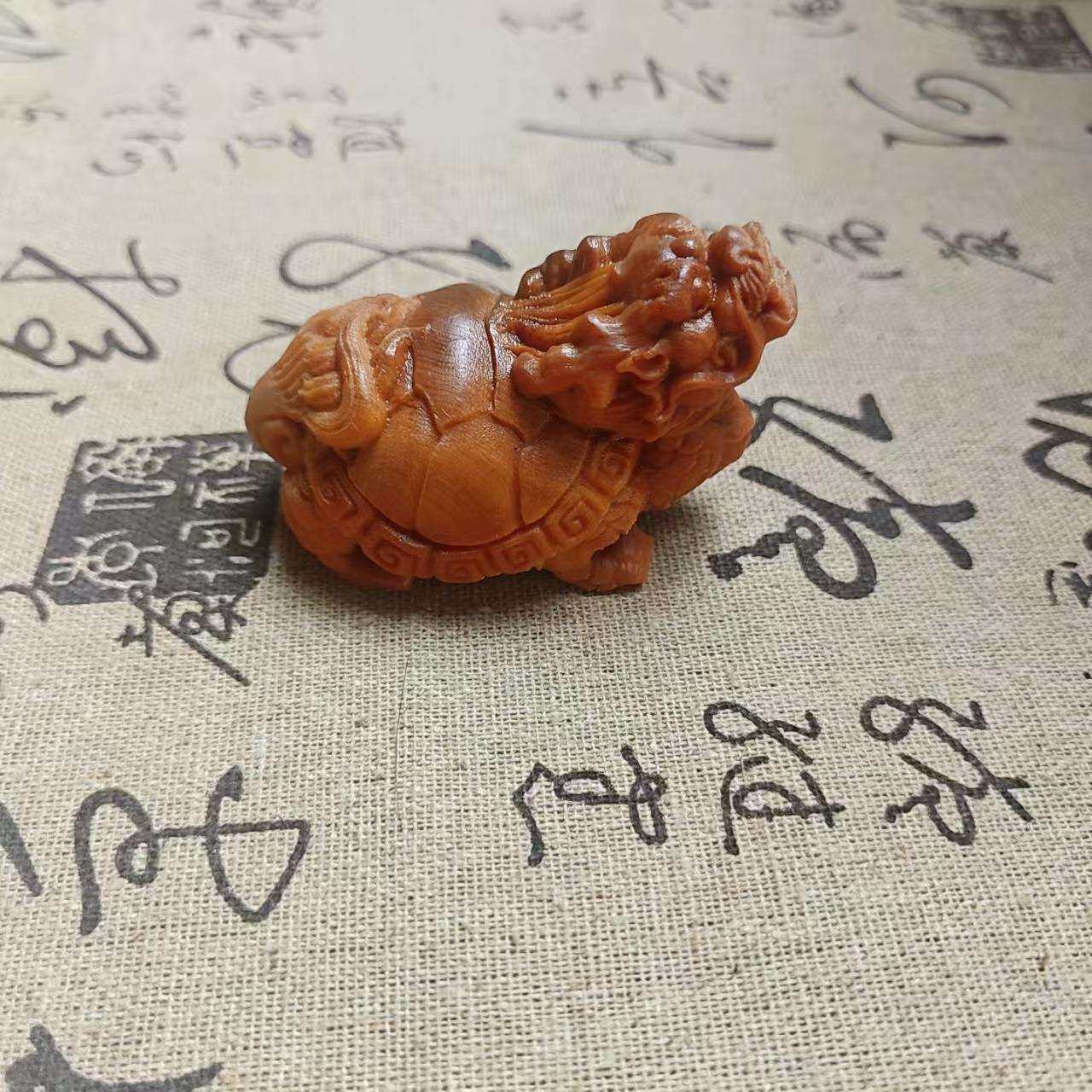 天然崖柏木雕刻龙龟盘玩手把件实木质办公室客厅桌面家居装饰品