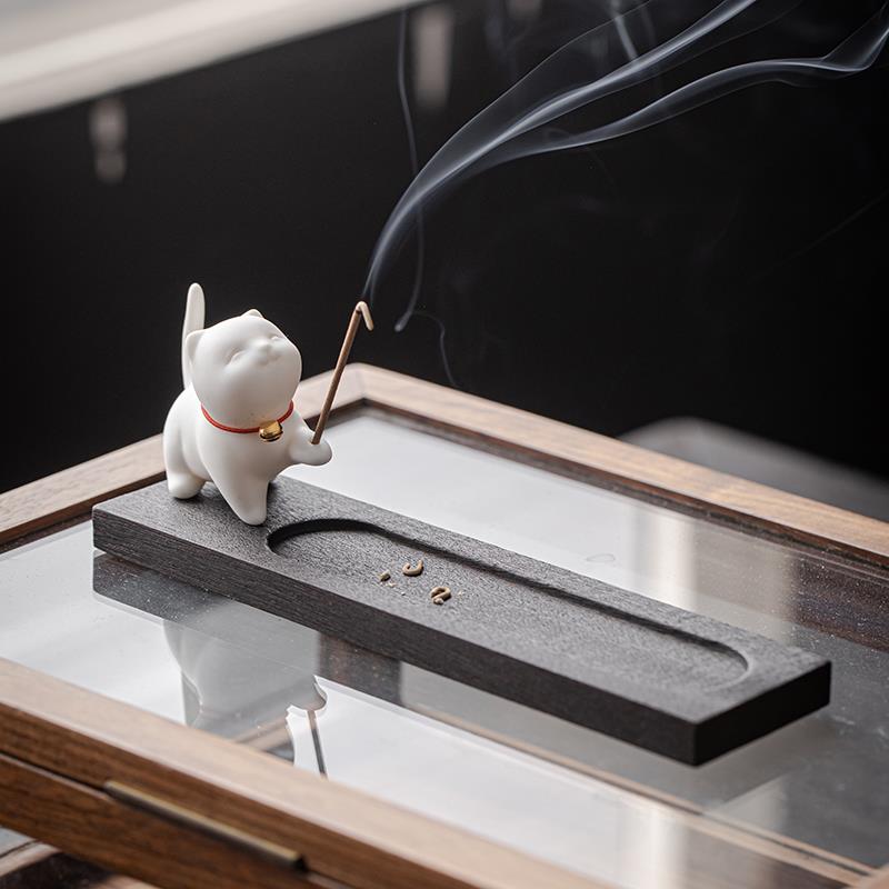 可爱087小盘摆猫咪陶瓷香薰炉件软萌茶宠家用室内 线香线插香炉香图片