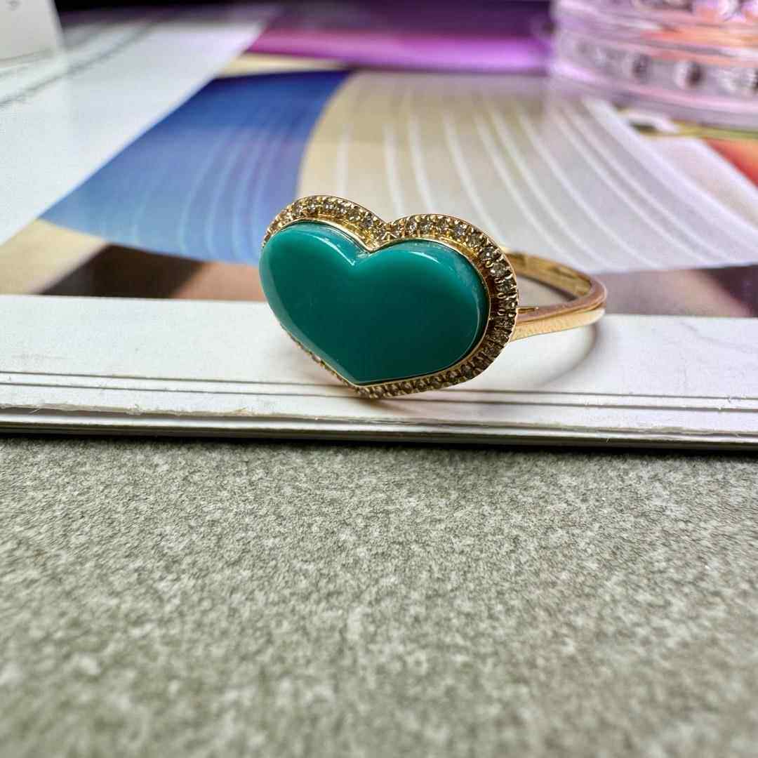 天然原矿绿松石爱心戒指 18k金钻石镶嵌心形裸石指环规格8*12.2mm