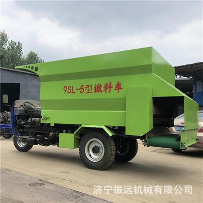 养青贮草料喂牛车牛FPN饲羊料草行走式投车殖场自动撒料车