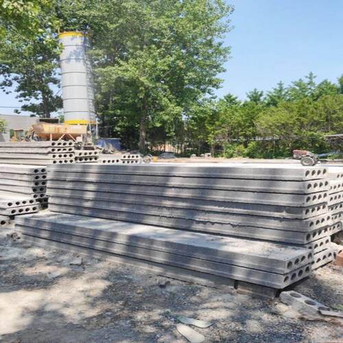 预制水泥板急流实心轻质钢筋渠道预制水泥包管盖板隔离混凝土