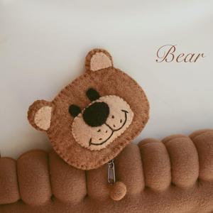 手工制作Bear可爱卡通零钱包韩版学生羊毛毡耳机包口红收纳袋小包