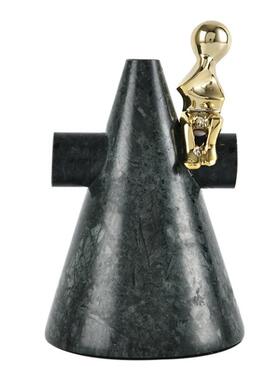 样板间轻奢大理石装饰品摆件金色小铜人酒店客厅书柜玄关软装饰品