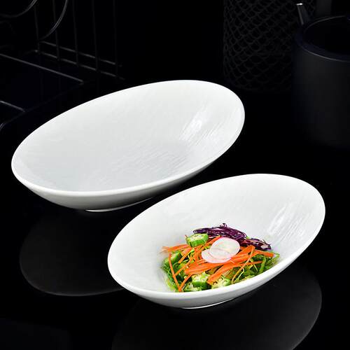 纯白色陶瓷椭圆形深菜盘高级感创意冷菜凉菜沙拉碗商用创意摆盘碗