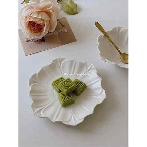 复古浮雕花纹法陶瓷式甜品碗碟餐盘套装纯色家用早餐碗点心碟子