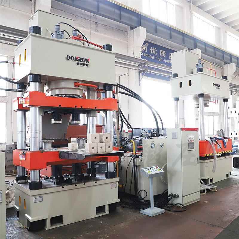 制630T吨牛羊舔盐砖压块液全机定第四代自动动物舔块设备压YQ32-6
