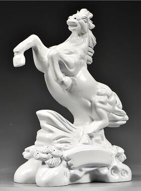 白色木头到马GG01542客成功雕摆件家居厅办公室实木马装饰吉祥物