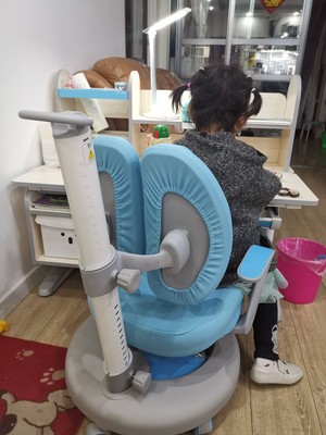 讨论辟谣：爱果乐儿童学习桌多人被坑？那么质量究竟怎么样？